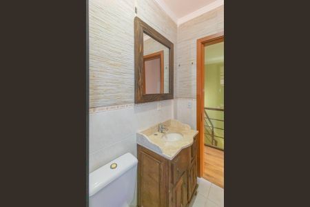 Casa de condomínio para alugar com 117m², 3 quartos e 2 vagasBanheiro Social