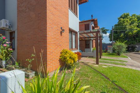 Casa de condomínio para alugar com 117m², 3 quartos e 2 vagasJardim