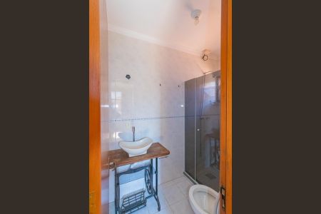 Casa de condomínio para alugar com 117m², 3 quartos e 2 vagasBanheiro da Suíte