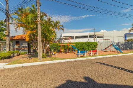 Casa de condomínio para alugar com 117m², 3 quartos e 2 vagasÁrea comum - Playground