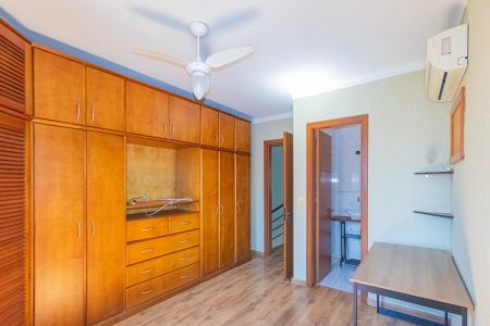 Casa de condomínio para alugar com 117m², 3 quartos e 2 vagasSuíte