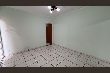 Casa para alugar com 170m², 3 quartos e 2 vagasSala