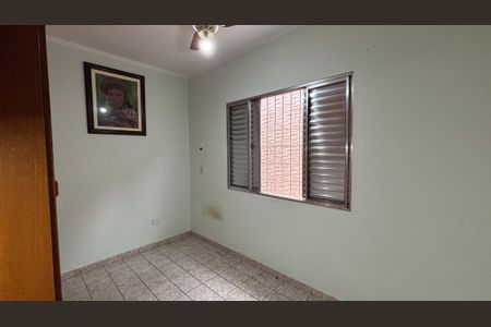 Casa para alugar com 170m², 3 quartos e 2 vagasQuarto 2