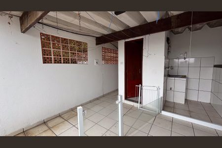 Casa para alugar com 170m², 3 quartos e 2 vagasÁrea de serviço