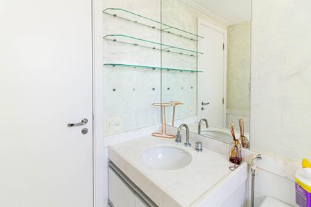 Apartamento para alugar com 180m², 3 quartos e 3 vagas Apartamento para alugar com 180m², 3 quartos e 3 vagasBanheiro da Suíte 3