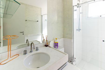 Apartamento para alugar com 180m², 3 quartos e 3 vagasBanheiro da Suíte 3