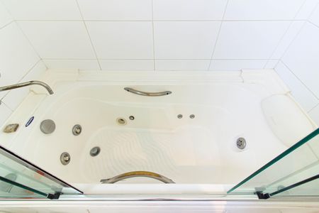 Apartamento para alugar com 180m², 3 quartos e 3 vagasBanheiro da Suíte 1