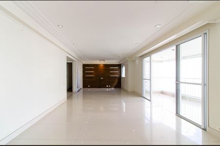 Apartamento para alugar com 180m², 3 quartos e 3 vagasSala