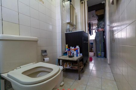 Apartamento para alugar com 48m², 2 quartos e sem vagaBanheiro