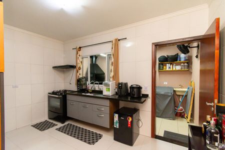 Casa à venda com 75m², 2 quartos e 2 vagasCozinha