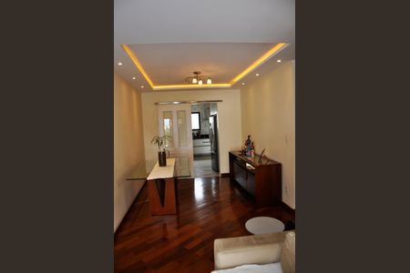 Apartamento à venda com 99m², 4 quartos e 3 vagasDetalhe - Sala