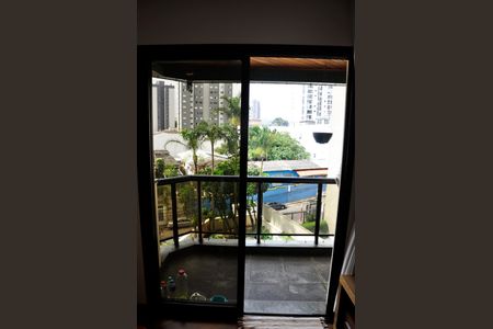 Apartamento à venda com 99m², 4 quartos e 3 vagasDetalhe - Varanda da Sala