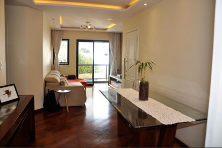 Apartamento à venda com 99m², 4 quartos e 3 vagasDetalhe - Sala