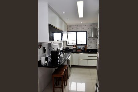 Apartamento à venda com 99m², 4 quartos e 3 vagasDetalhe - Cozinha