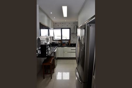 Apartamento à venda com 99m², 4 quartos e 3 vagasDetalhe - Cozinha