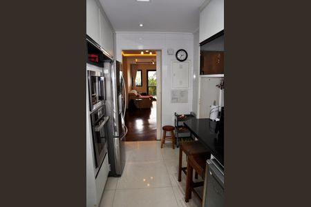 Apartamento à venda com 99m², 4 quartos e 3 vagasDetalhe - Cozinha