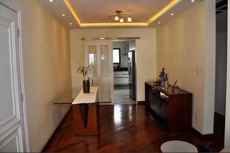 Apartamento à venda com 99m², 4 quartos e 3 vagasDetalhe - Sala