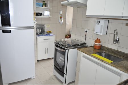 Apartamento à venda com 2 quartos, 59m² em Sampaio, Rio de Janeiro