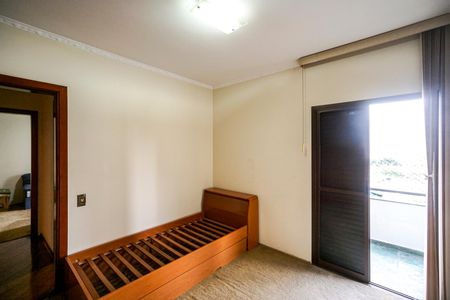 Apartamento para alugar com 124m², 3 quartos e 1 vaga Apartamento para alugar com 124m², 3 quartos e 1 vagaQuarto 02