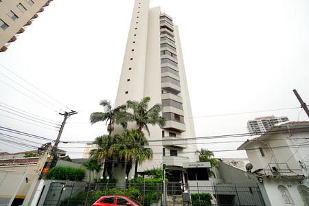 Apartamento para alugar com 124m², 3 quartos e 1 vaga Apartamento para alugar com 124m², 3 quartos e 1 vagaFachada