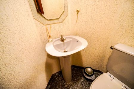 Apartamento para alugar com 124m², 3 quartos e 1 vaga Apartamento para alugar com 124m², 3 quartos e 1 vagaLavabo