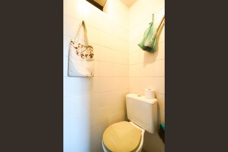 Apartamento para alugar com 124m², 3 quartos e 1 vaga Apartamento para alugar com 124m², 3 quartos e 1 vagaBanheiro de serviço