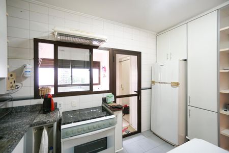 Apartamento para alugar com 124m², 3 quartos e 1 vaga Apartamento para alugar com 124m², 3 quartos e 1 vagaCozinha