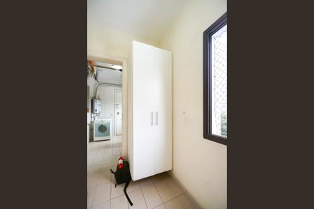 Apartamento para alugar com 124m², 3 quartos e 1 vaga Apartamento para alugar com 124m², 3 quartos e 1 vagaQuarto de serviço