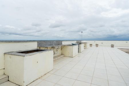 Apartamento à venda com 39m², 1 quarto e sem vaga Apartamento à venda com 39m², 1 quarto e sem vagaTerraço