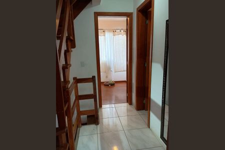 Corredor de casa à venda com 3 quartos, 50m² em Hípica, Porto Alegre