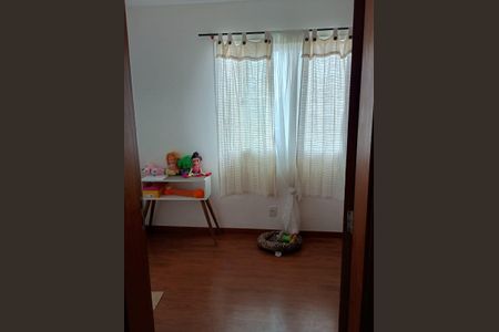 Quarto de casa à venda com 3 quartos, 50m² em Hípica, Porto Alegre