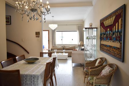 Casa à venda com 200m², 3 quartos e 2 vagasSala de Jantar