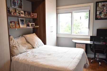 Casa à venda com 200m², 3 quartos e 2 vagasQuarto 2