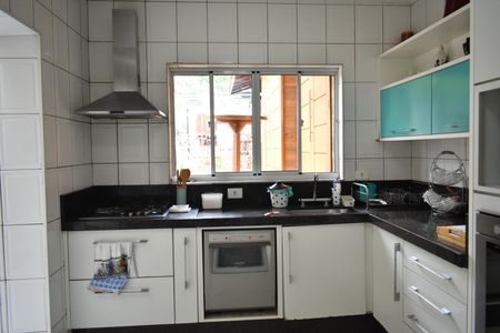 Casa à venda com 200m², 3 quartos e 2 vagasCozinha