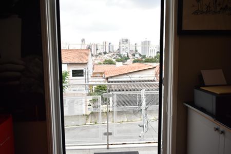 Casa à venda com 200m², 3 quartos e 2 vagasSuíte