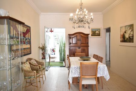 Casa à venda com 200m², 3 quartos e 2 vagasSala de Jantar