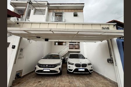 Casa à venda com 200m², 3 quartos e 2 vagasFachada