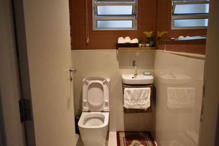 Casa à venda com 200m², 3 quartos e 2 vagasLavabo