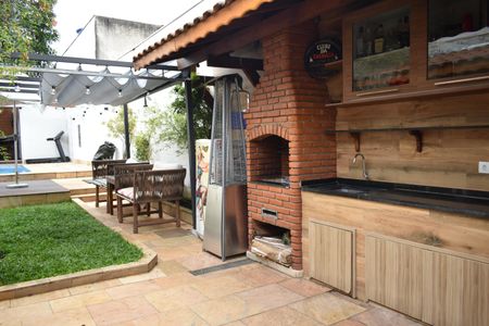 Casa à venda com 200m², 3 quartos e 2 vagasEspaço Gourmet