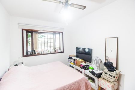 Casa de condomínio à venda com 300m², 4 quartos e 3 vagasQuarto 3