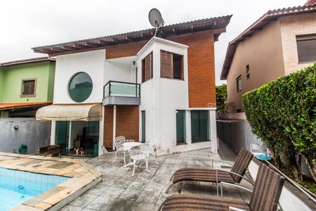 Casa de condomínio à venda com 300m², 4 quartos e 3 vagasPiscina