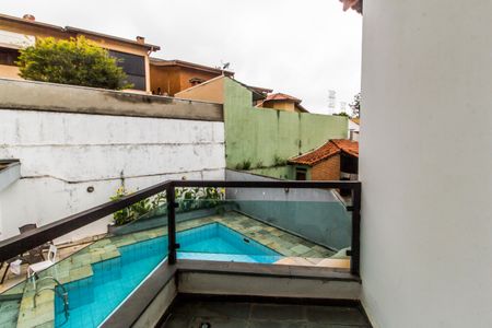Casa de condomínio à venda com 300m², 4 quartos e 3 vagasVista da Suíte