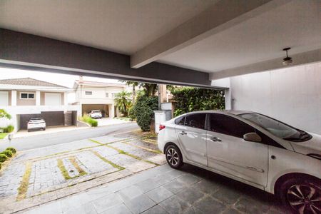 Casa de condomínio à venda com 300m², 4 quartos e 3 vagasGaragem