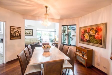 Sala  de casa de condomínio à venda com 4 quartos, 300m² em Alphaville, Santana de Parnaíba