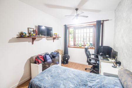 Casa de condomínio à venda com 300m², 4 quartos e 3 vagasSuíte 2