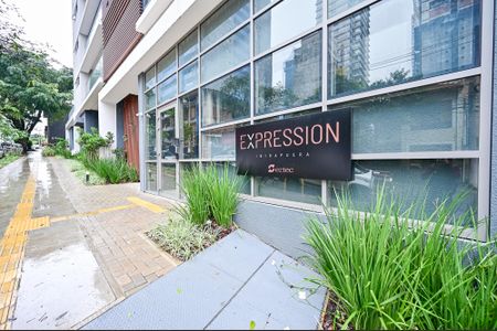 Apartamento à venda com 169m², 3 quartos e 3 vagas Apartamento à venda com 169m², 3 quartos e 3 vagasFachada