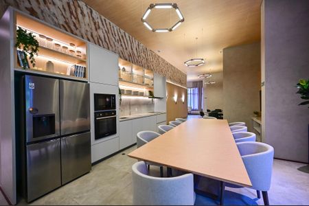 Apartamento à venda com 169m², 3 quartos e 3 vagas Apartamento à venda com 169m², 3 quartos e 3 vagasSalão de Festas