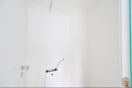 Apartamento à venda com 169m², 3 quartos e 3 vagas Apartamento à venda com 169m², 3 quartos e 3 vagasLavabo