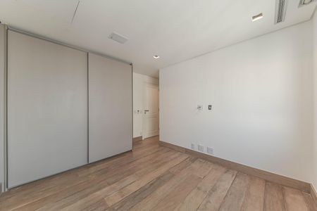 Apartamento à venda com 485m², 3 quartos e 5 vagasSuite 2