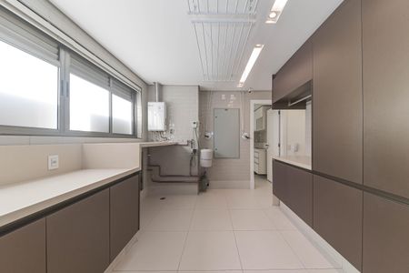 Apartamento à venda com 485m², 3 quartos e 5 vagasLavanderia